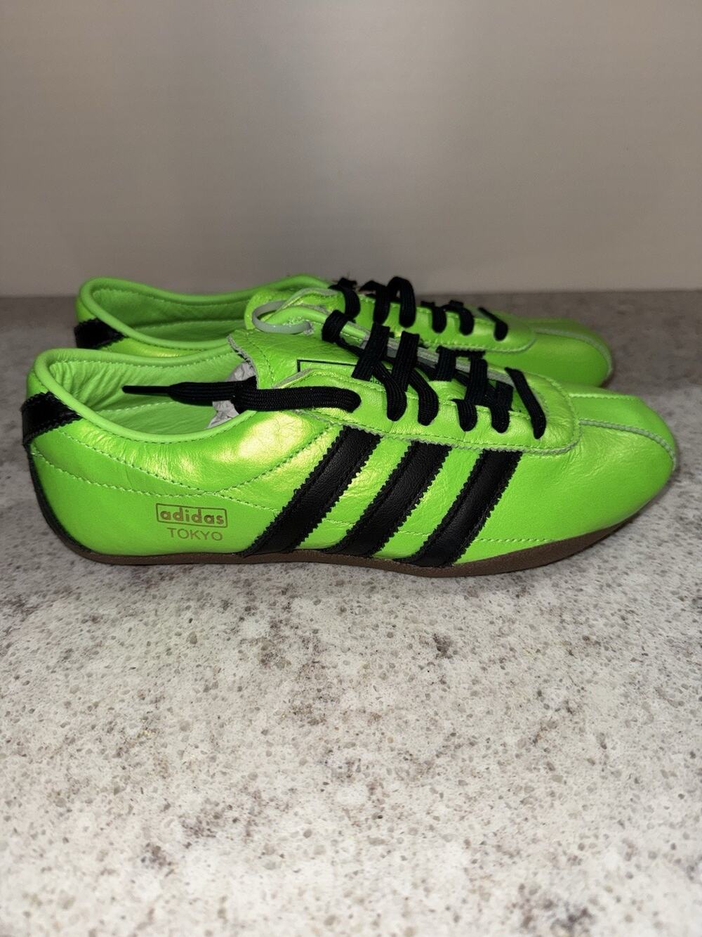 Adidas Tokyo Decon Women’s Size 7 Green/Black New Without Box
